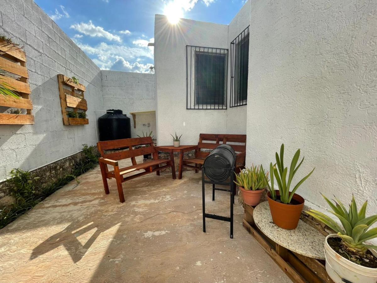 Casa en Puesta del Sol/Excelente Ubicación/2 Hab/Wifi/Netflix/Super comoda Vila Mérida Exterior foto